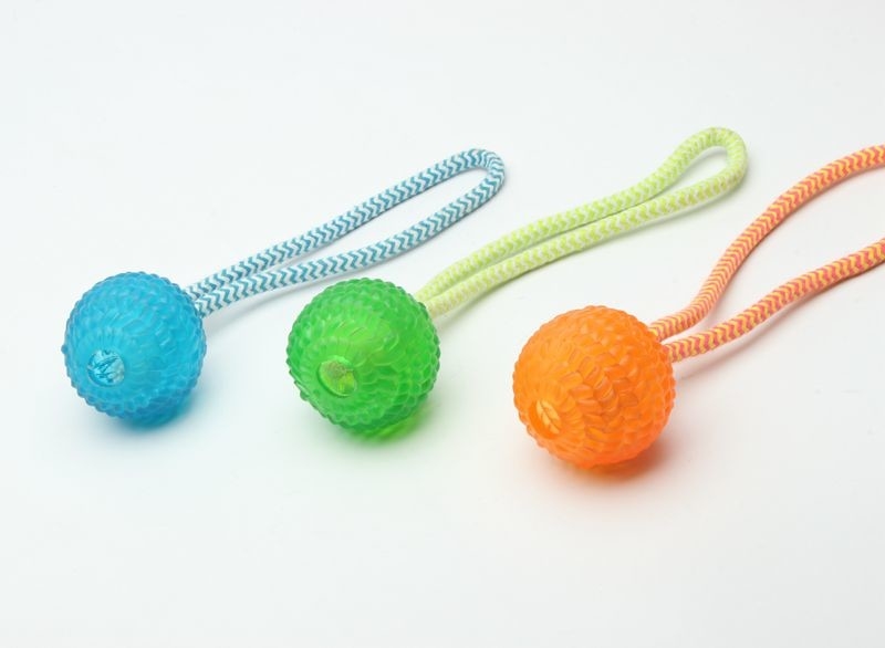 Colorful Soft Rubber Squeaky Ball With Cotton Rope Activity Dog Chew Toy Set