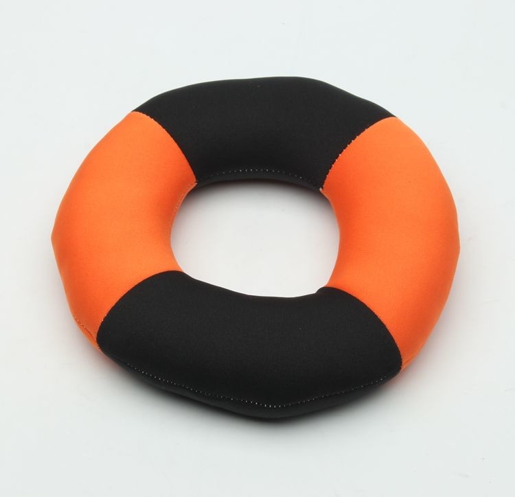 Colorful Round Dog Fetch Toy  Water Float For  Outdoor Dog Training